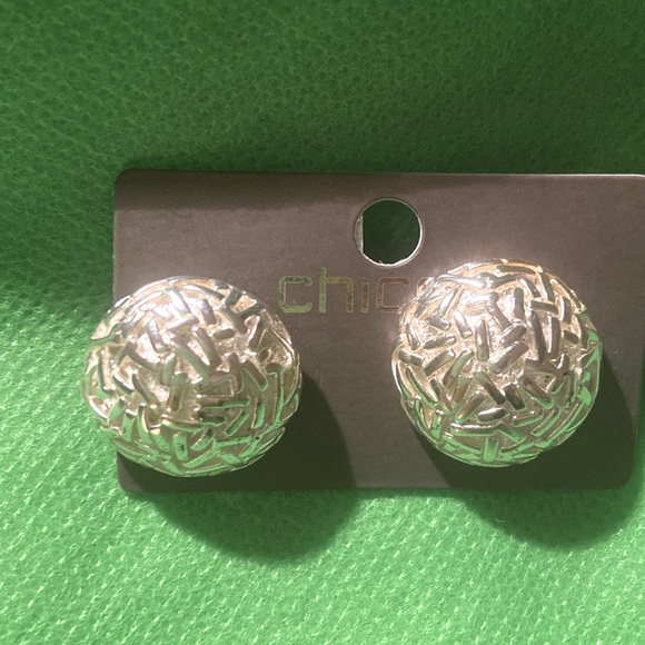 Chico's Silver Earrings. Pierced ears. Casual Women Fashion - Picture 1 of 2